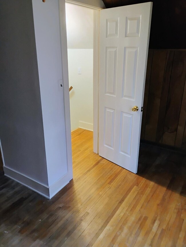 Foto del edificio - 128 N Cross St