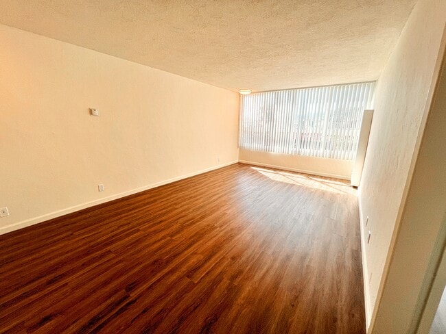 Sala de estar - 3633 Colegrove Apartments