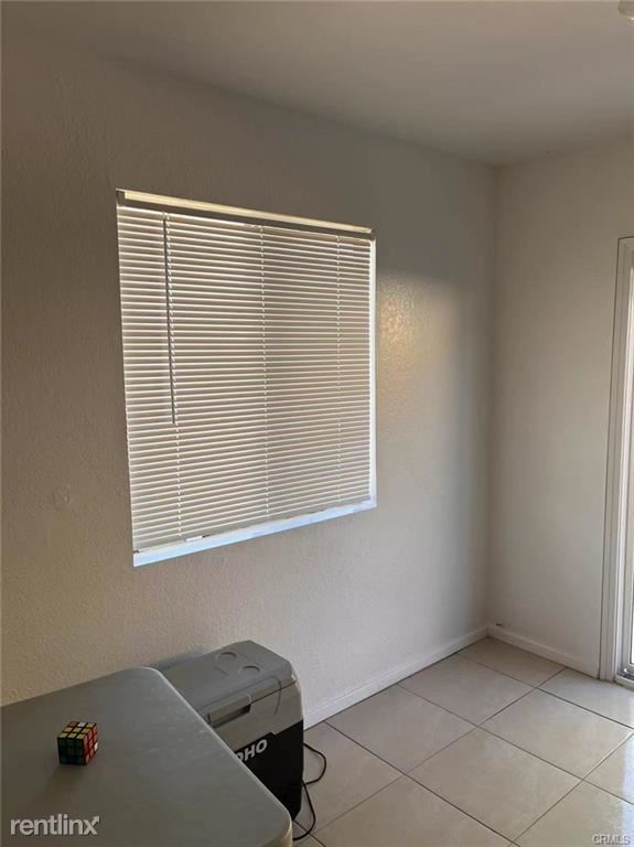Building Photo - 3 br, 2 bath Townhome - 749 W Bagnall St