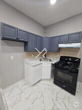 Building Photo - 356 Miller Ave