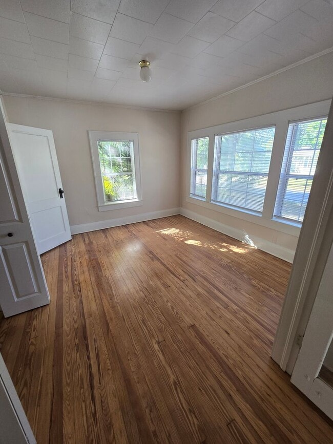 Building Photo - Charming Two-Bedroom Home in Winter Haven