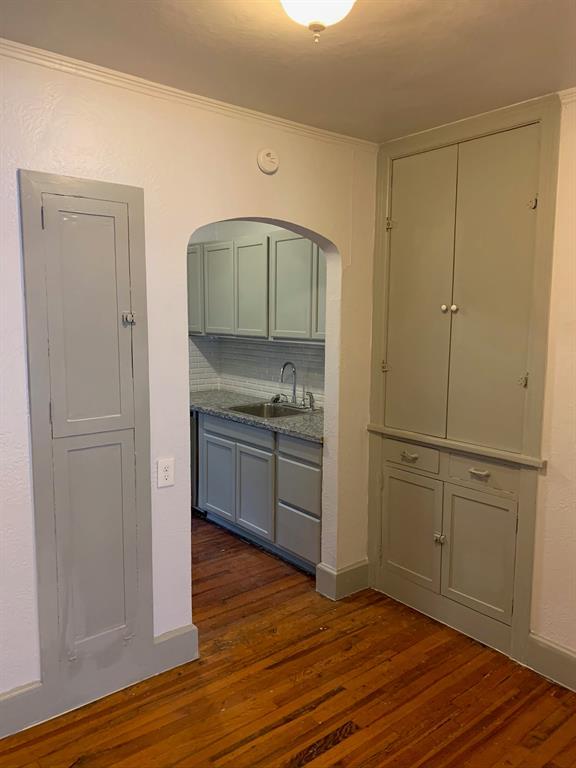 Foto del edificio - 4217 Wycliff Ave