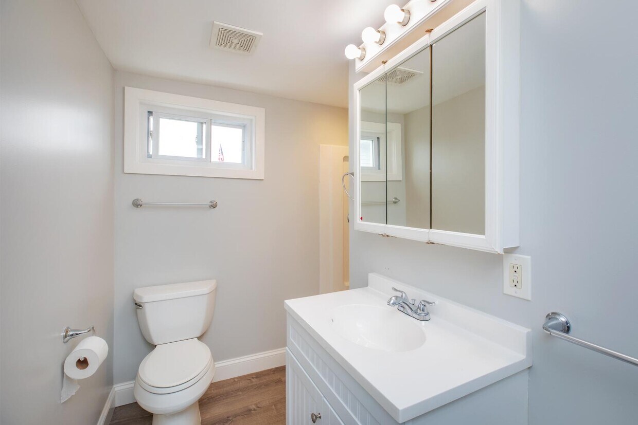 Foto principal - 5 Johnson Ave