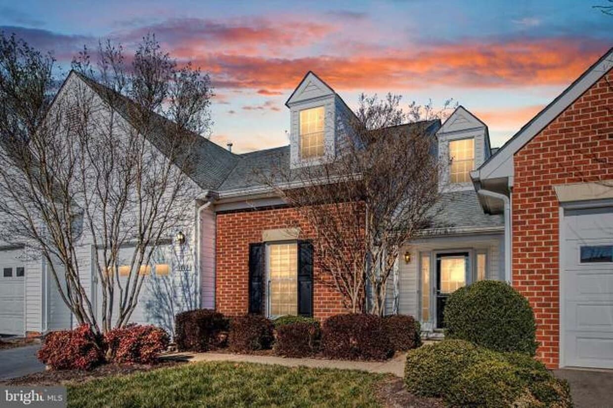 Foto principal - Coming Soon: 2BR Villa in 55+ Community – ...