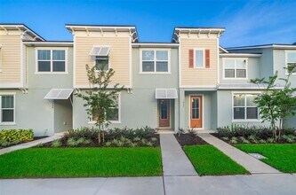 Building Photo - 1808 Tropical Palms Cir