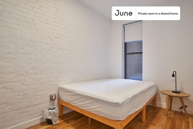 Foto del edificio - Room in Shared 5.0 bed/3 bath home