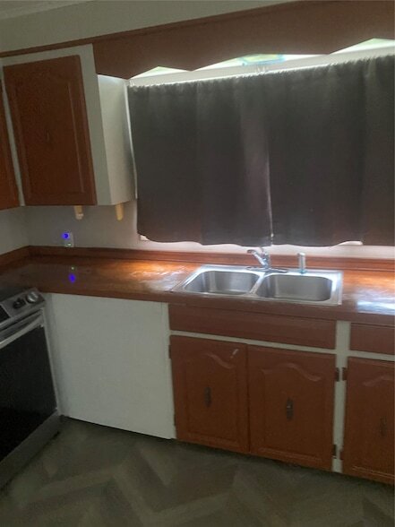 Foto del edificio - 329 Berry St