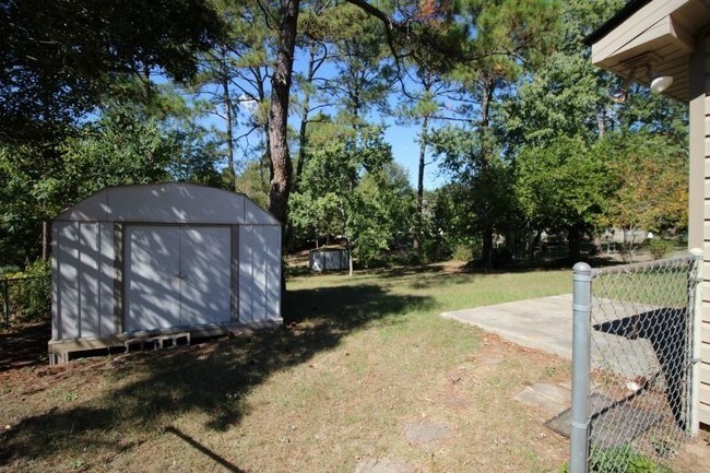 Building Photo - 321 Ridgestone Dr