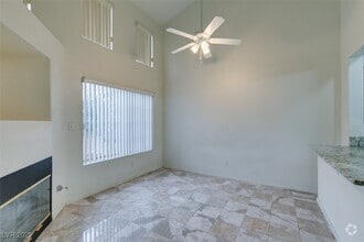 Building Photo - 48 Belle Essence Ave