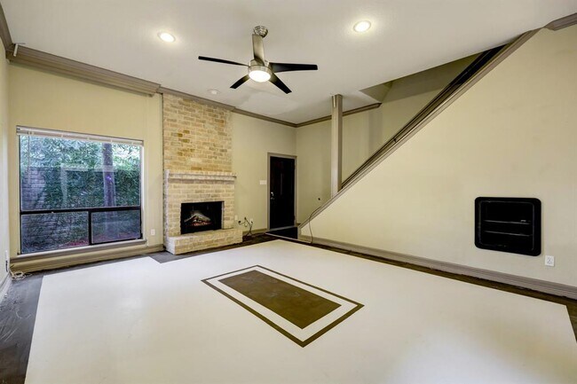 Foto del edificio - 3158 W Holcombe Blvd