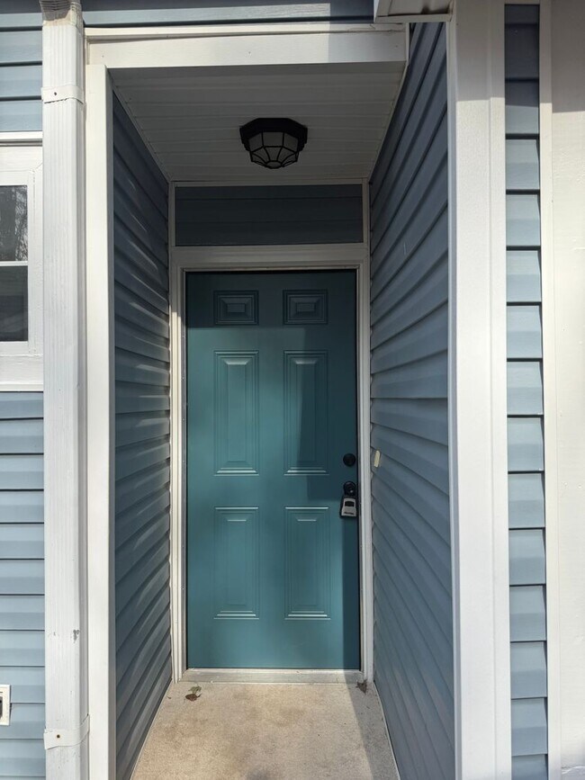 Building Photo - Available