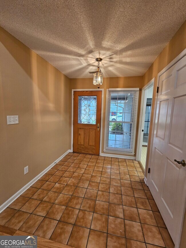 Foto del edificio - 108 Glendale Dr