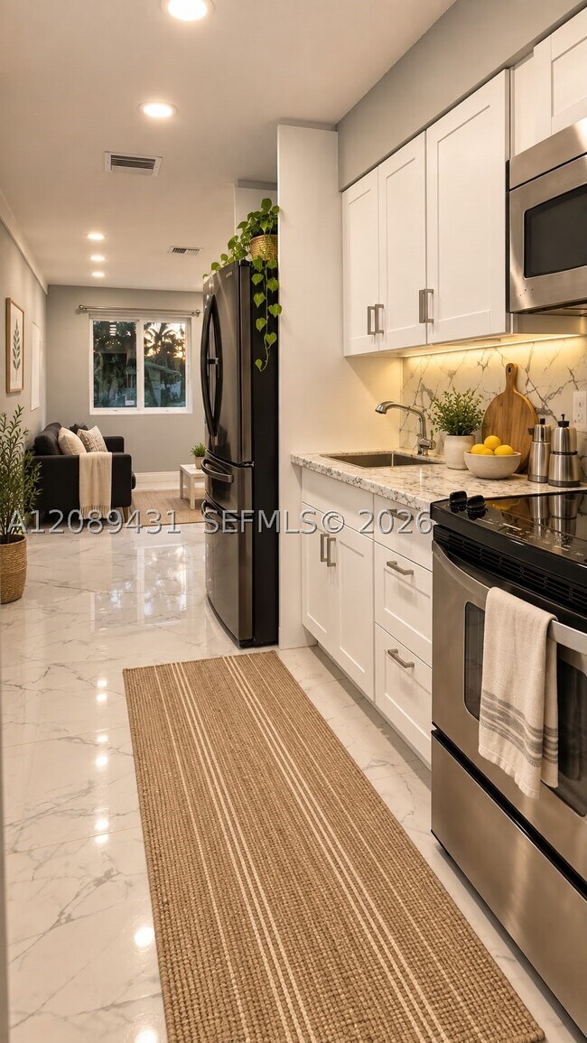 Foto del edificio - 4960 SW 28th Terrace