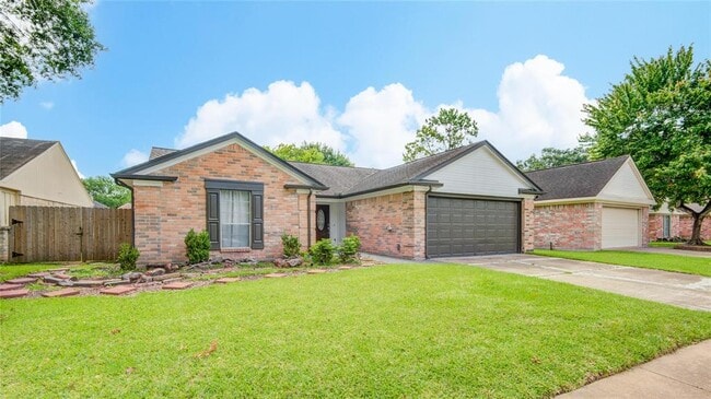 Building Photo - 2503 Lively Ln