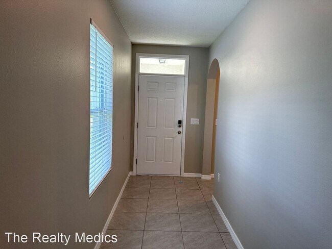 Foto del edificio - 3 br, 2 bath House - 2911 Sime St