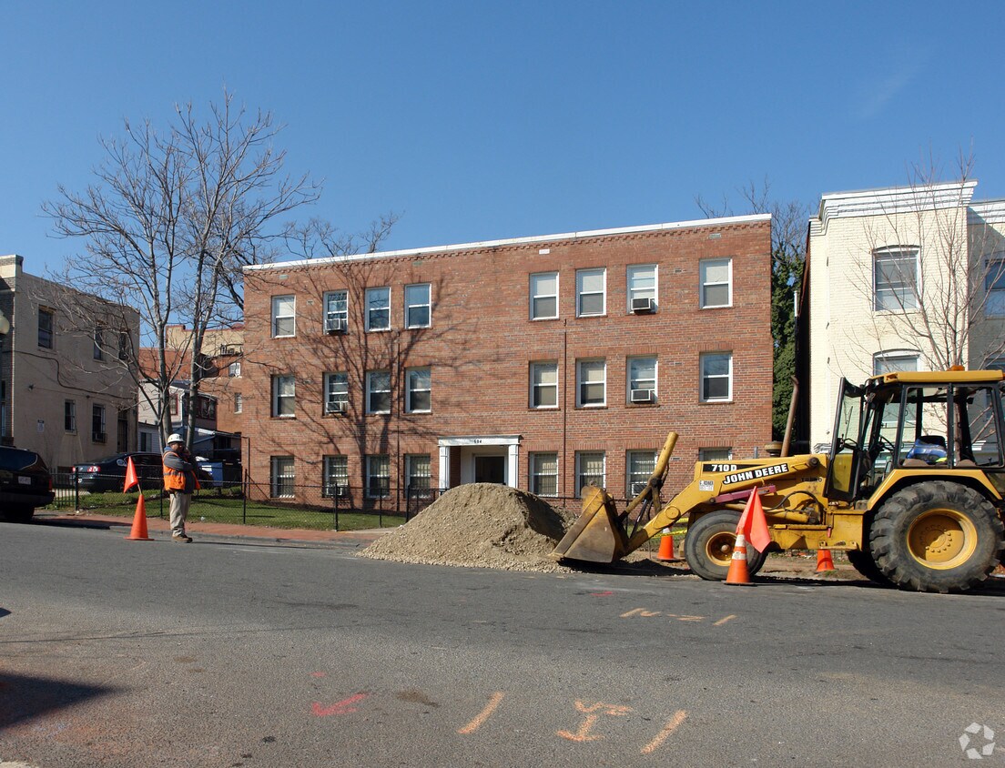 Foto del edificio - 604 12th St NE