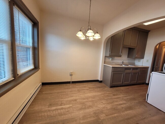 Foto del edificio - 414 Dousman St