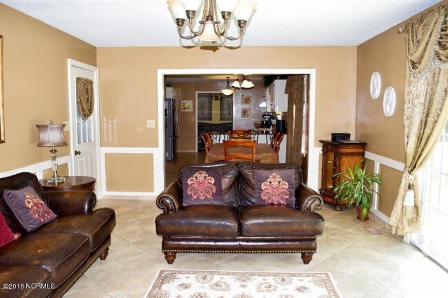 Foto del edificio - 2801 E Fairway Rd