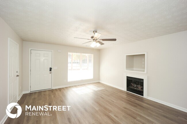 Foto del edificio - 1479 Steam Engine Way NE