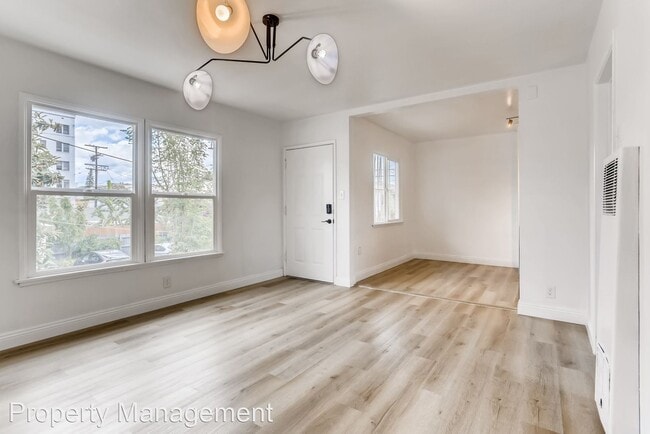 Building Photo - 230 N Berendo St