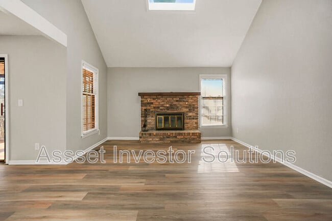 Building Photo - 11109 Delmar Ct