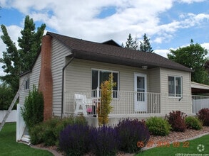 Building Photo - 360 W 400 S