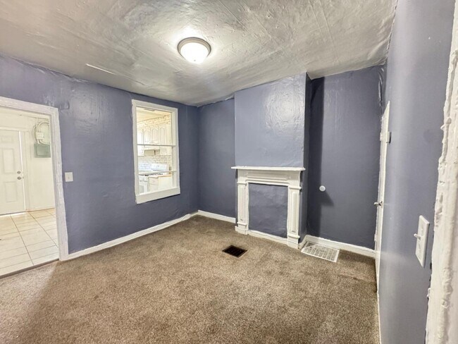 Photo - 2005 Etting St Townhome