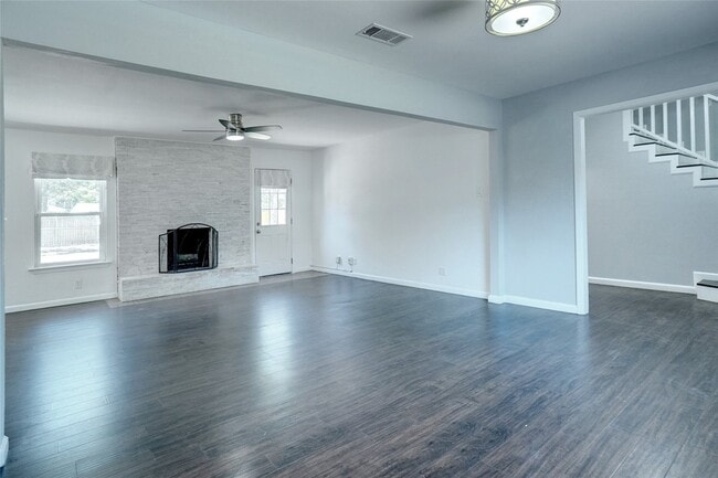 Foto del edificio - 1104 Shady Pine Ct