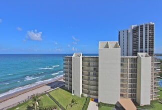 Building Photo - 5420 N Ocean Ave