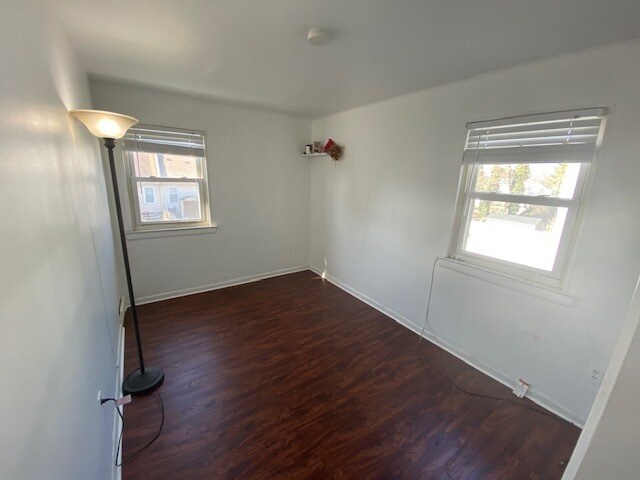 Foto del edificio - 524 Willows Ave