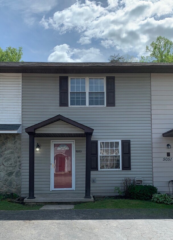 Primary Photo - 5053 St Patrick Cir
