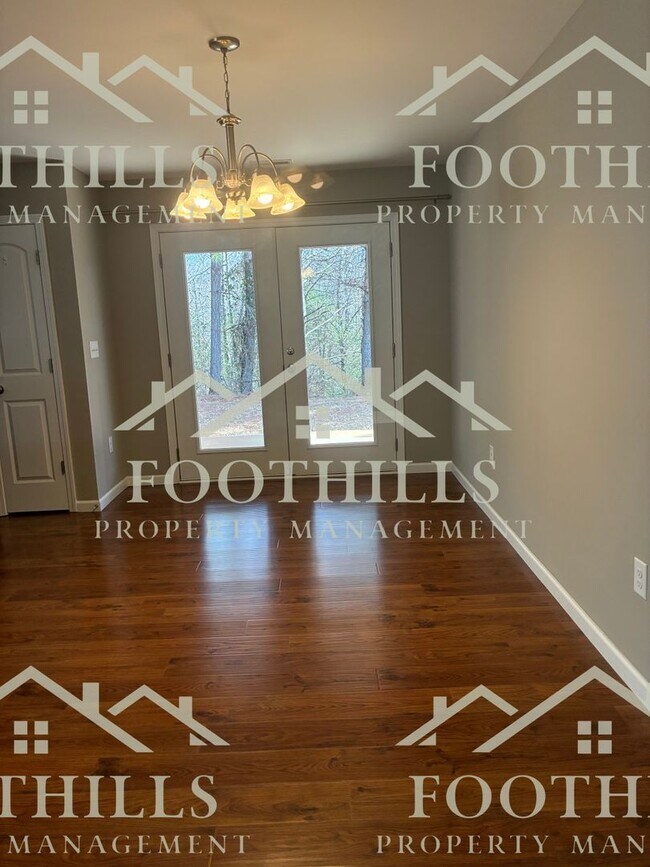 Foto del edificio - 118 Gallant Ln