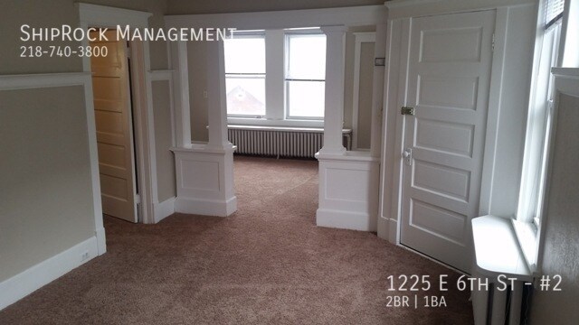 Foto del edificio - 1225 E 6th St