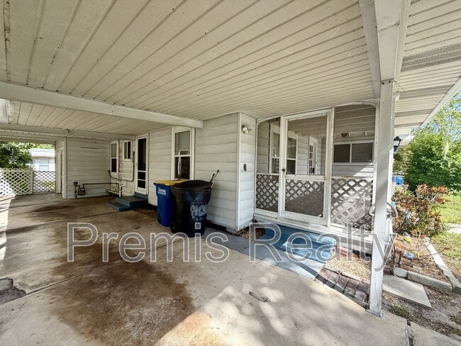 Building Photo - 300 N Jefferson Ave