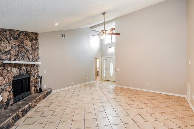 Foto del edificio - 1442 Classic Oak Ct