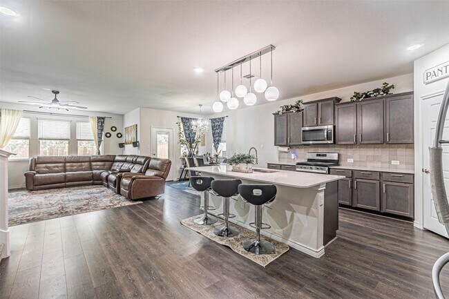 Foto del edificio - 3316 Azure Ln