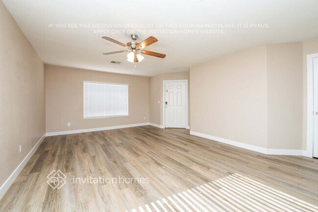 Foto del edificio - 3118 Fern Crest Ave