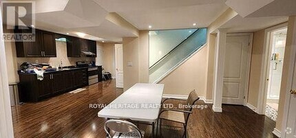 Building Photo - 40 Brockman Crescent