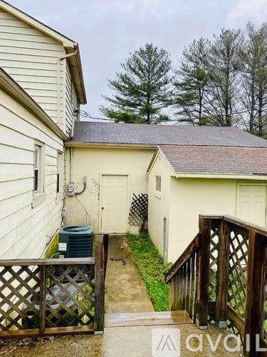 Back deck & storage - 636 Washington Ave