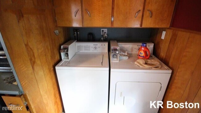 Foto del edificio - 4 br, 2 bath  - 4 Cambridge Ter # 5-2