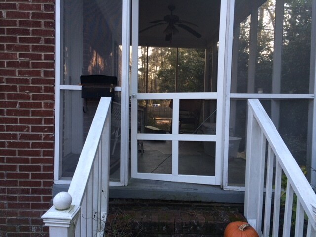 Building Photo - 2914 Stanton Dr