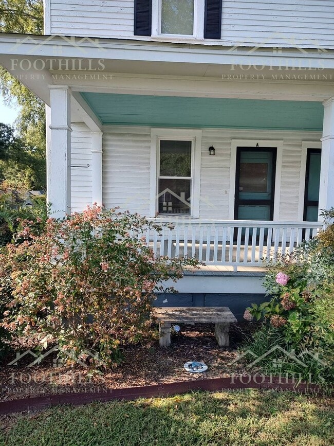 Building Photo - 120 Anderson Ave