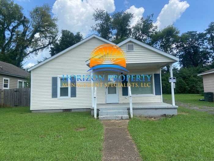 Primary Photo - 2900 Wilson Dr NW
