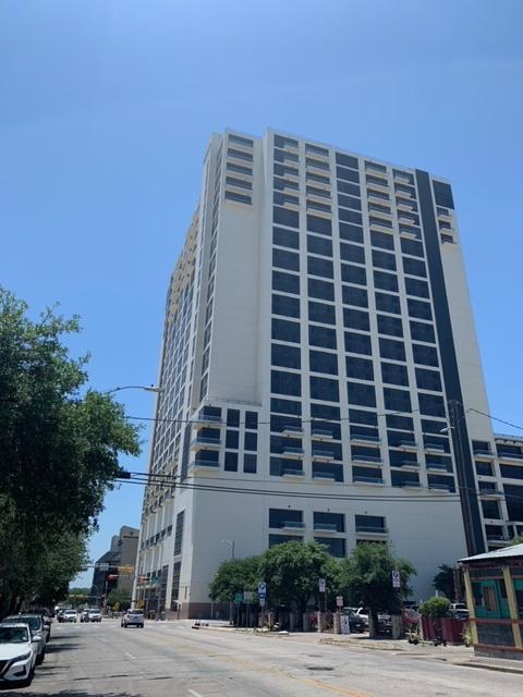 Building Photo - 555 E 5th St