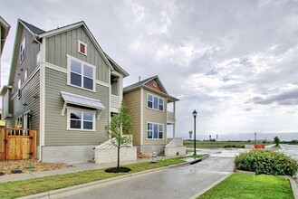 Building Photo - 2910 Zach Scott St