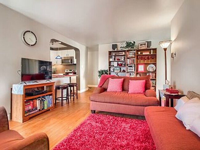 Foto del edificio - 1366 Garfield St