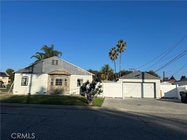 Foto principal - 11082 Violet Dr