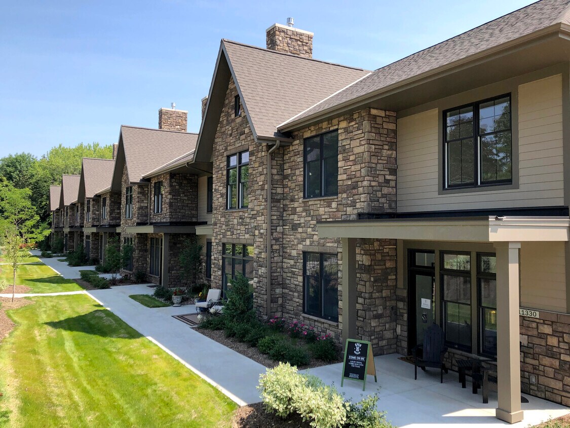 Foto principal - 11340 N Buntrock Ave