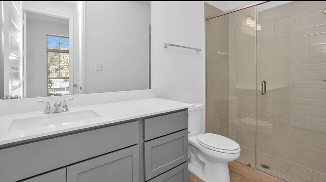 Foto del edificio - 211 Sierra Strm Ln