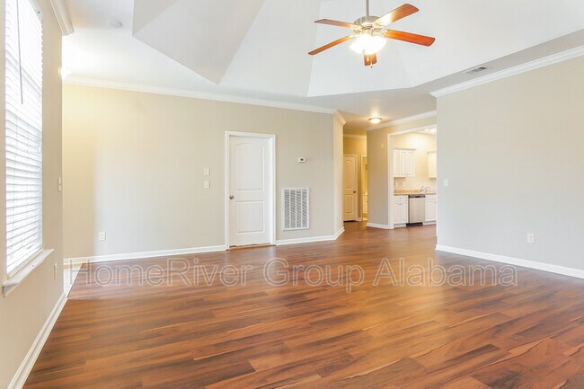 Building Photo - 4431 Sierra Ln